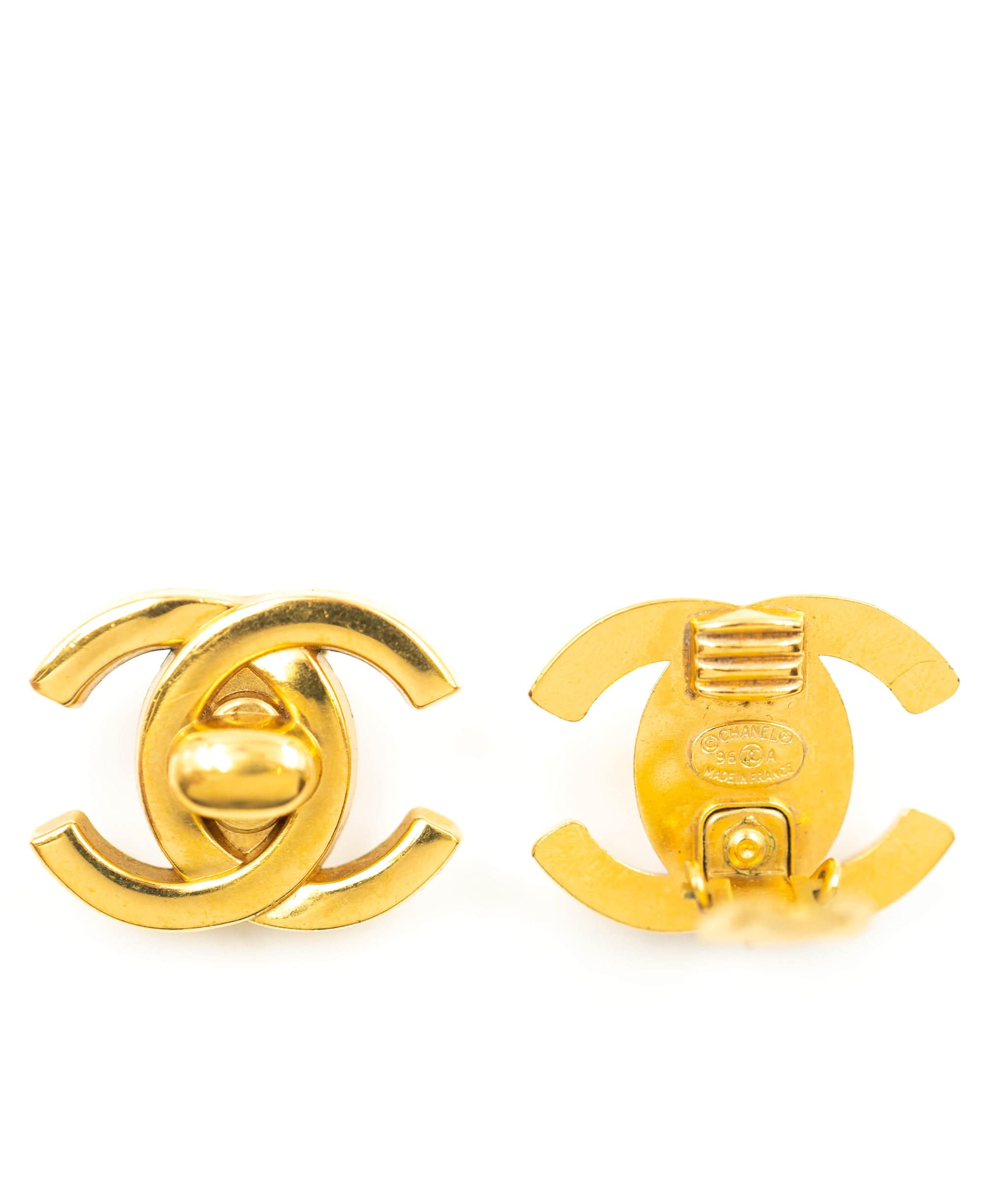 Chanel Chanel Vintage 96A CC Turnlock Earrings ASL4126