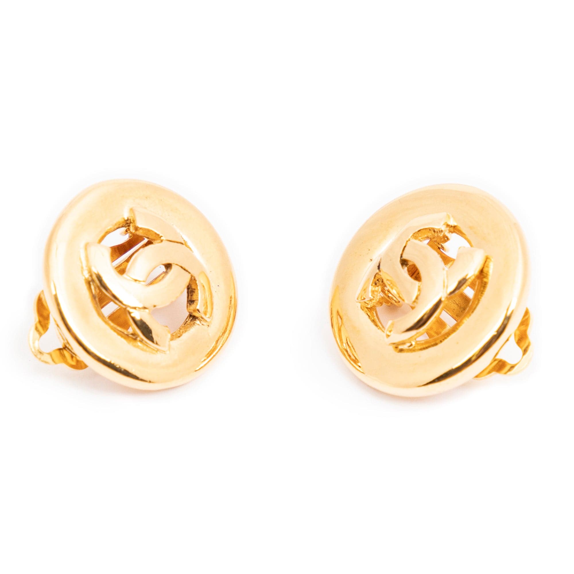 Chanel Chanel Vintage Gold CC Round Clip-On Earrings - AWC1584