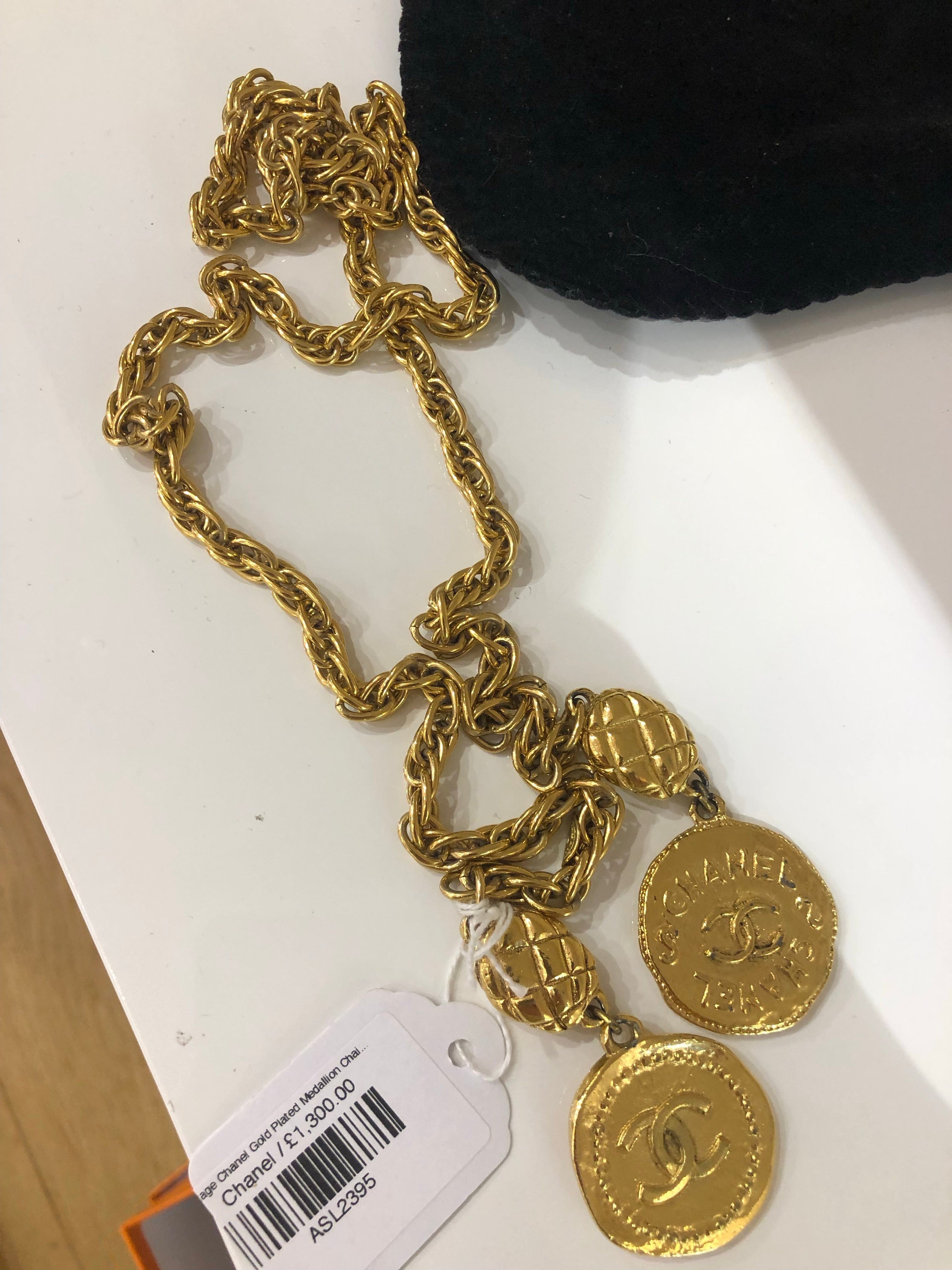 Chanel LP Christos *****Vintage Chanel Gold Plated Medallion Chain Necklace Belt - ASL2395