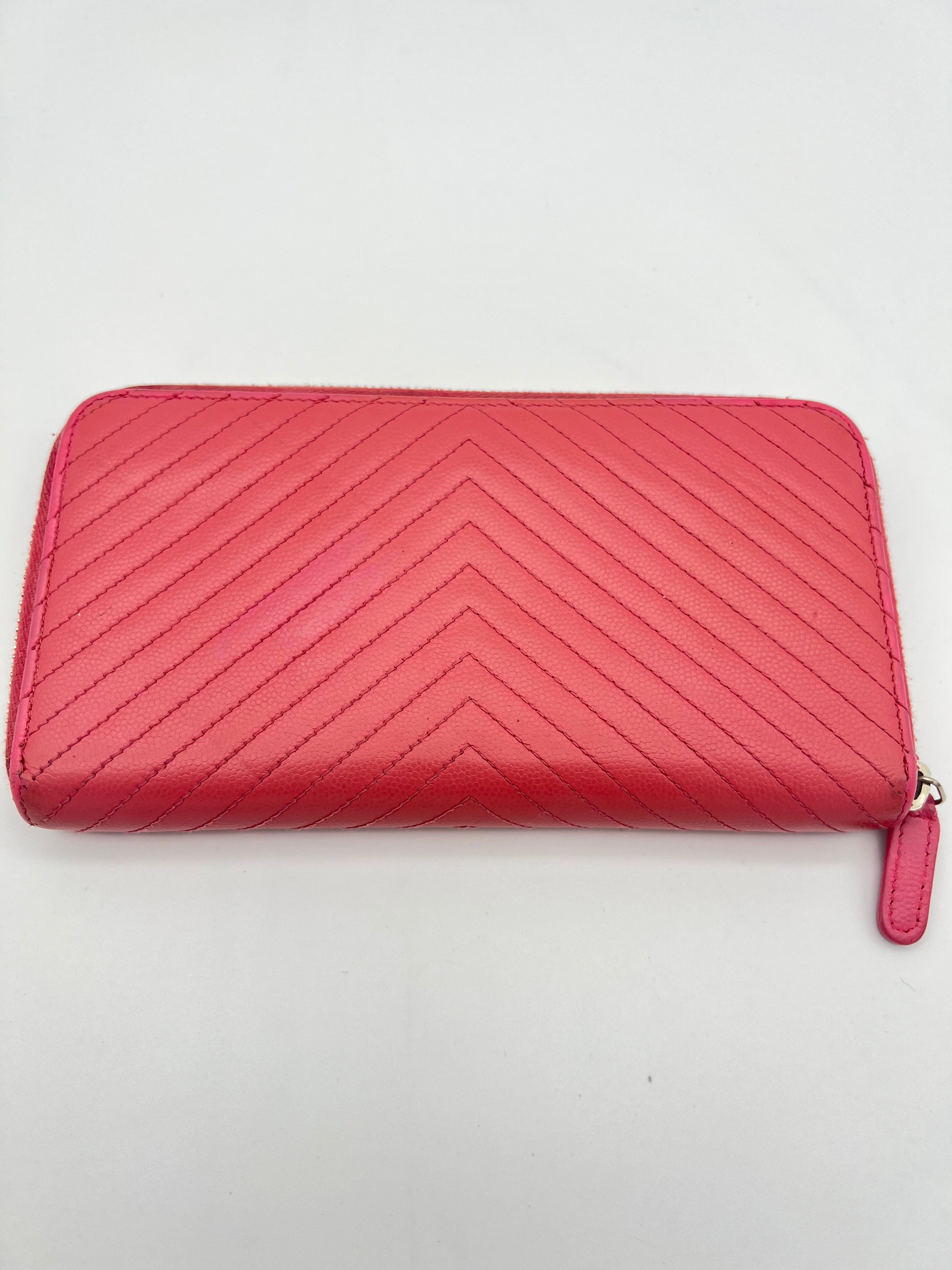 Chanel Pink Chanel Wallet UIC1105