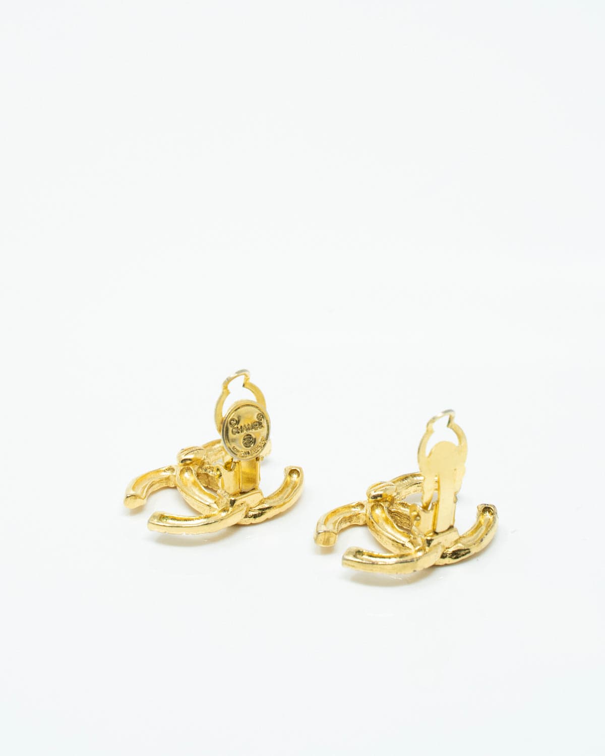 Chanel Vintage Chanel Gold CC Clip On Earrings - AWL2549