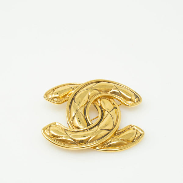 Vintage Chanel Gold CC Matelassé Brooch - AWL2214 – LuxuryPromise