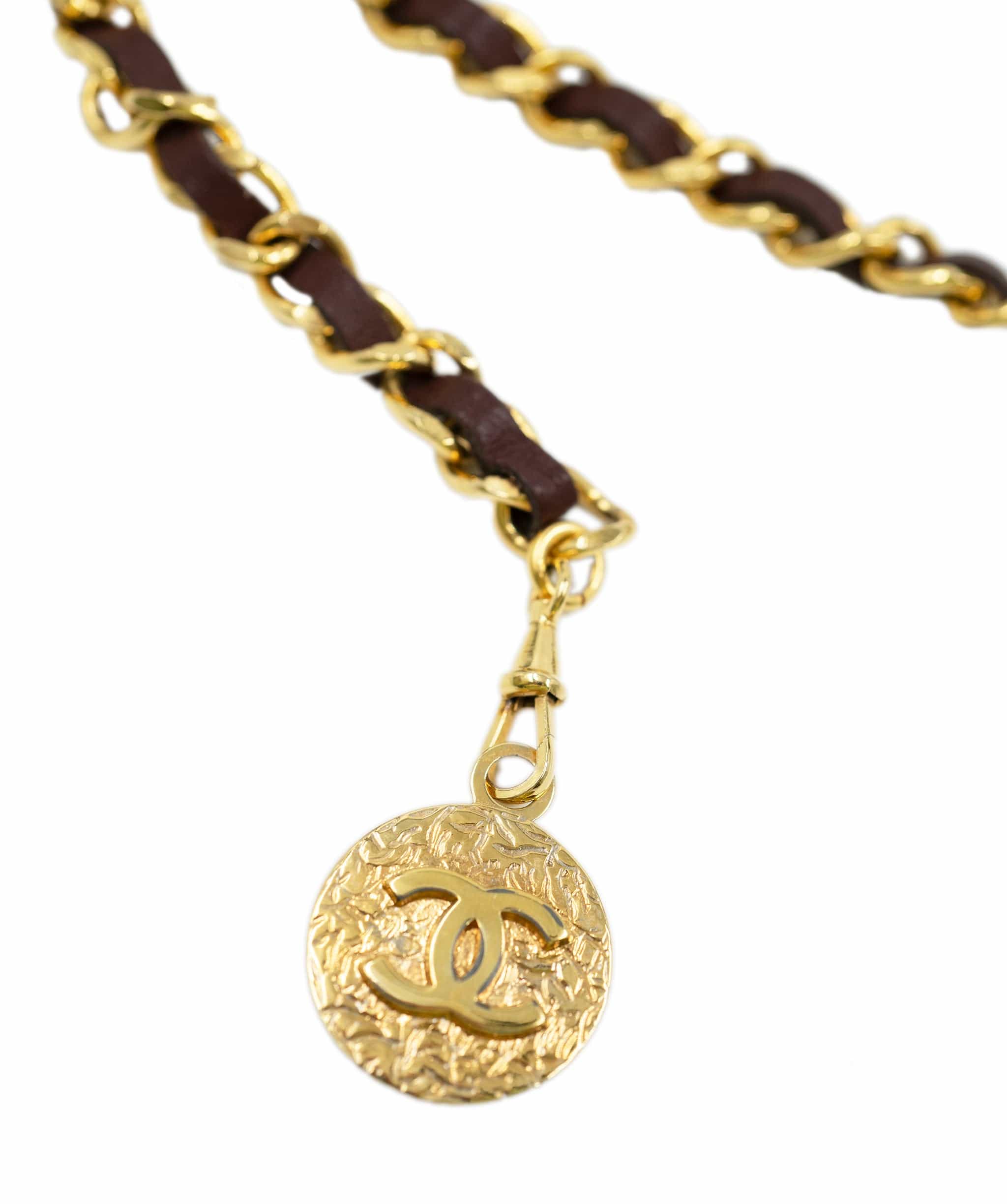 Chanel Vintage Chanel Gold & Leather Chain Belt - AWL2280