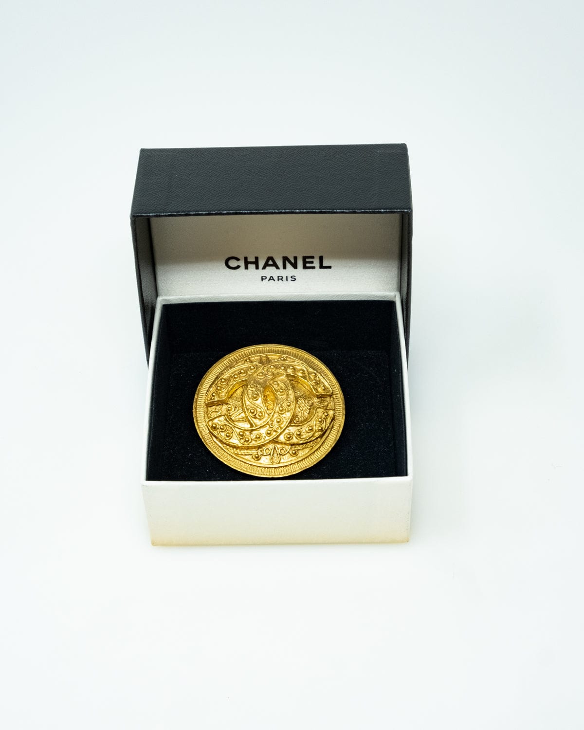 Chanel Vintage Chanel Gold Round CC Filigree Brooch- AWL2434