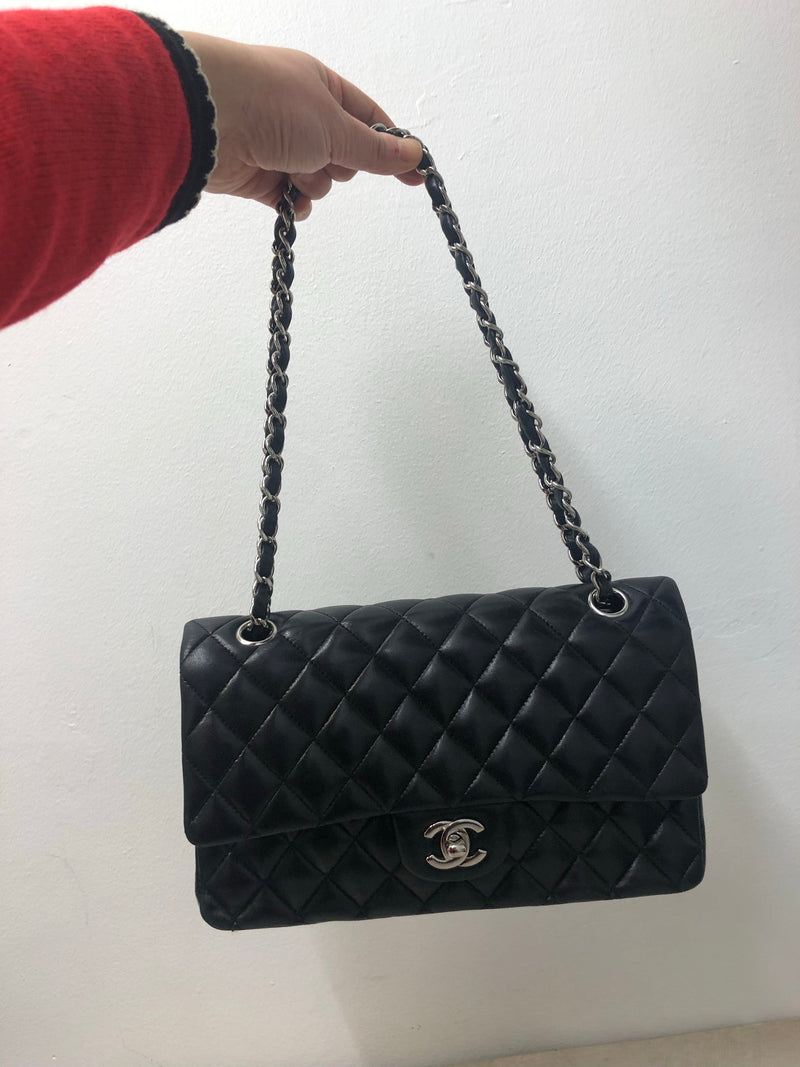 Chanel Chanel 10" Medium Classic Flap bag with silver chain - AWL2251