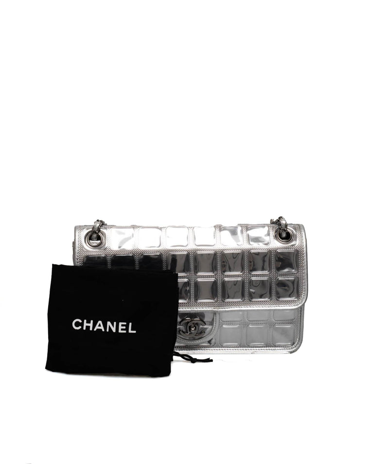 Chanel 12 Vinyl Ice Cube Classic Flap Bag - AWL1884 – LuxuryPromise