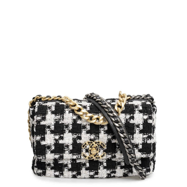 Chanel 2020 Black White Silver Houndstooth Tweed Medium 19 Chain Bag –  Boutique LUC.S