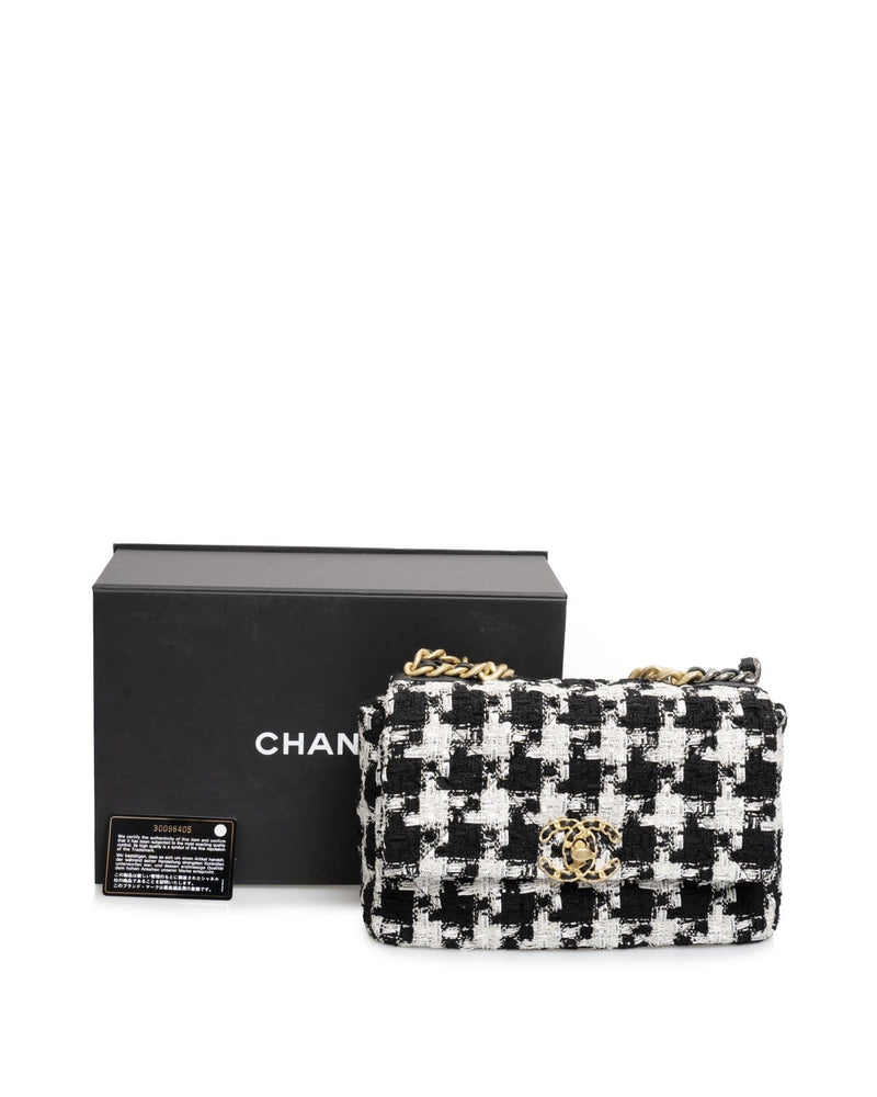 Chanel 19 Large (Jumbo), Black and Navy Tweed, New in Box WA001