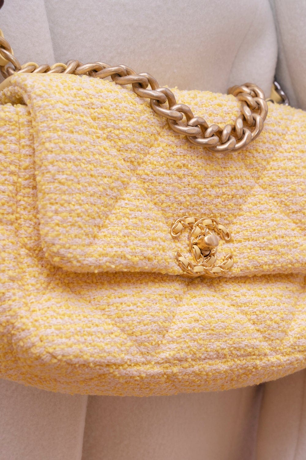 Chanel 19 Flap Bag Quilted Tweed Medium Yellow 19506817