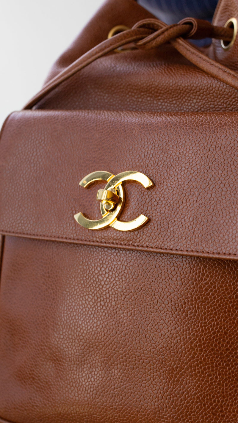 Chanel 1995 Vintage Camel Brown Caviar Bucket Drawstring Bag Tote Larg –  LuxuryPromise