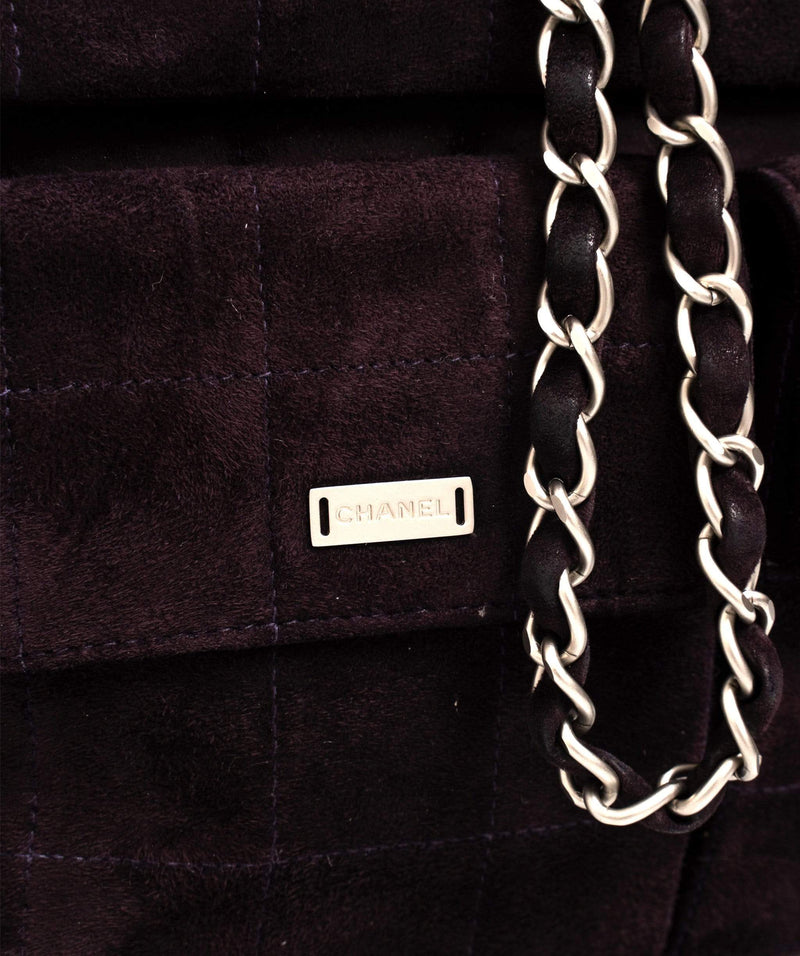 Chanel Chanel 2.55 Purple Suede Crossbody Bag PHW  AGL1061
