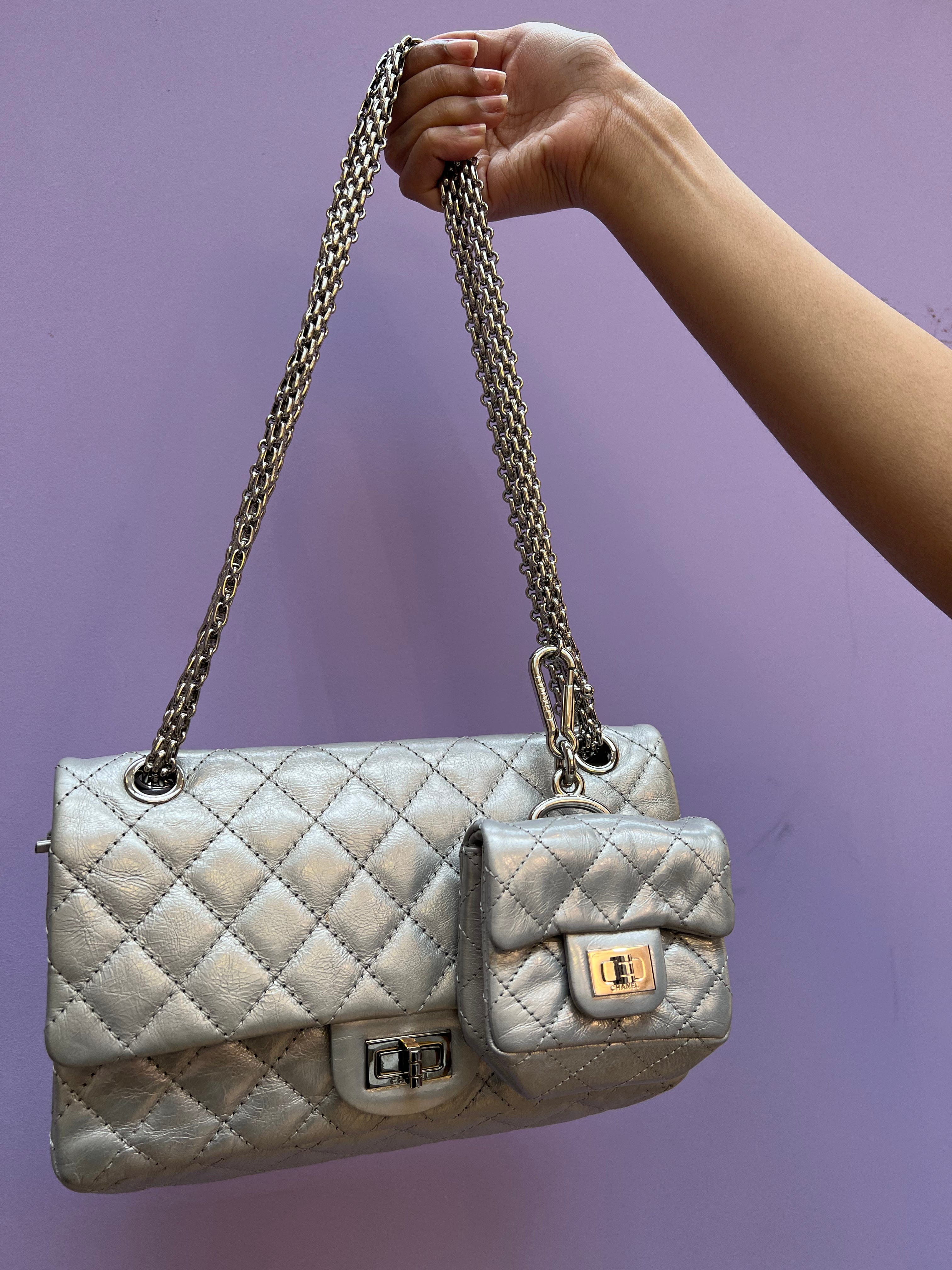 Chanel 2.55 reissue silver bag with matching mini pouch - AWL3339 