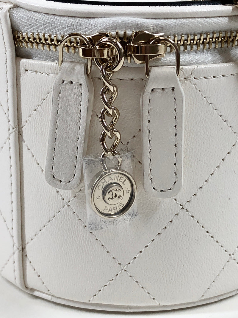 Chanel 21s outlet bags