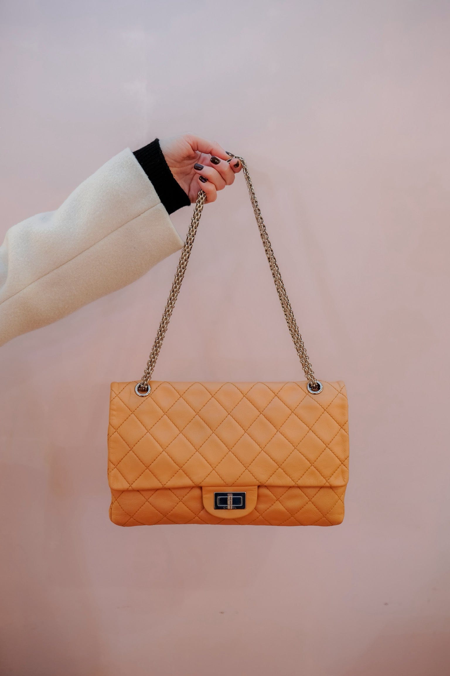 Chanel Chanel Beige Lambskin 2.55 Jumbo Classic Flap Bag PHW  - AGL1669