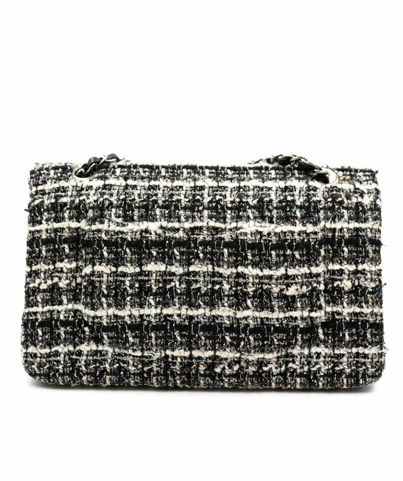 tweed chanel flap bag black