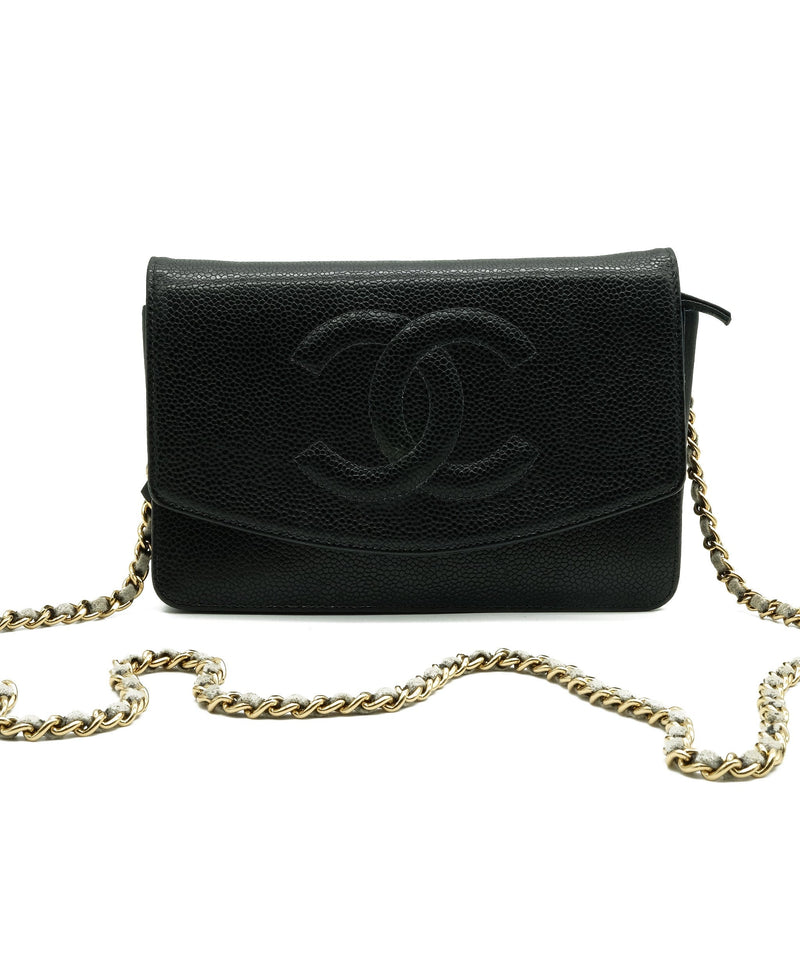 Pre-owned Chanel Vintage Timeless Caviar Wallet on Chain