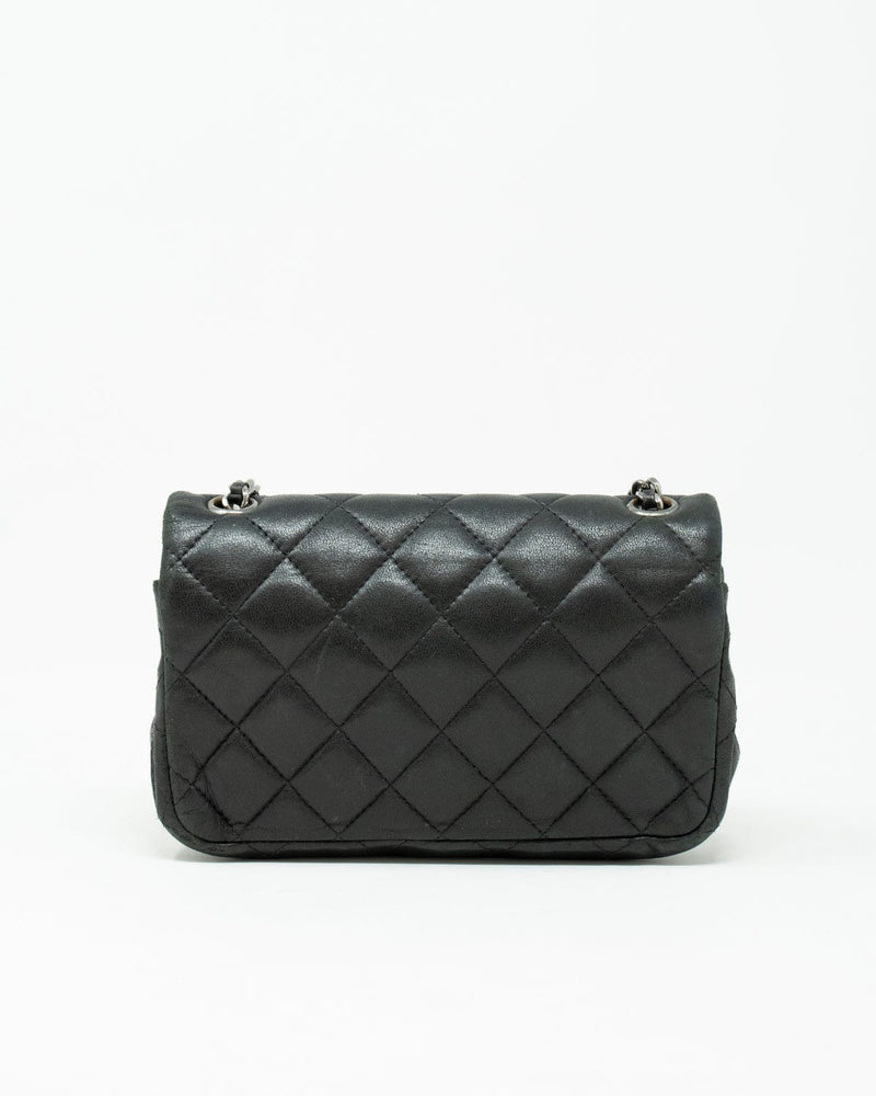 Chanel Chanel Black Lambskin Mini Classic Flap Bag  - AGL1610
