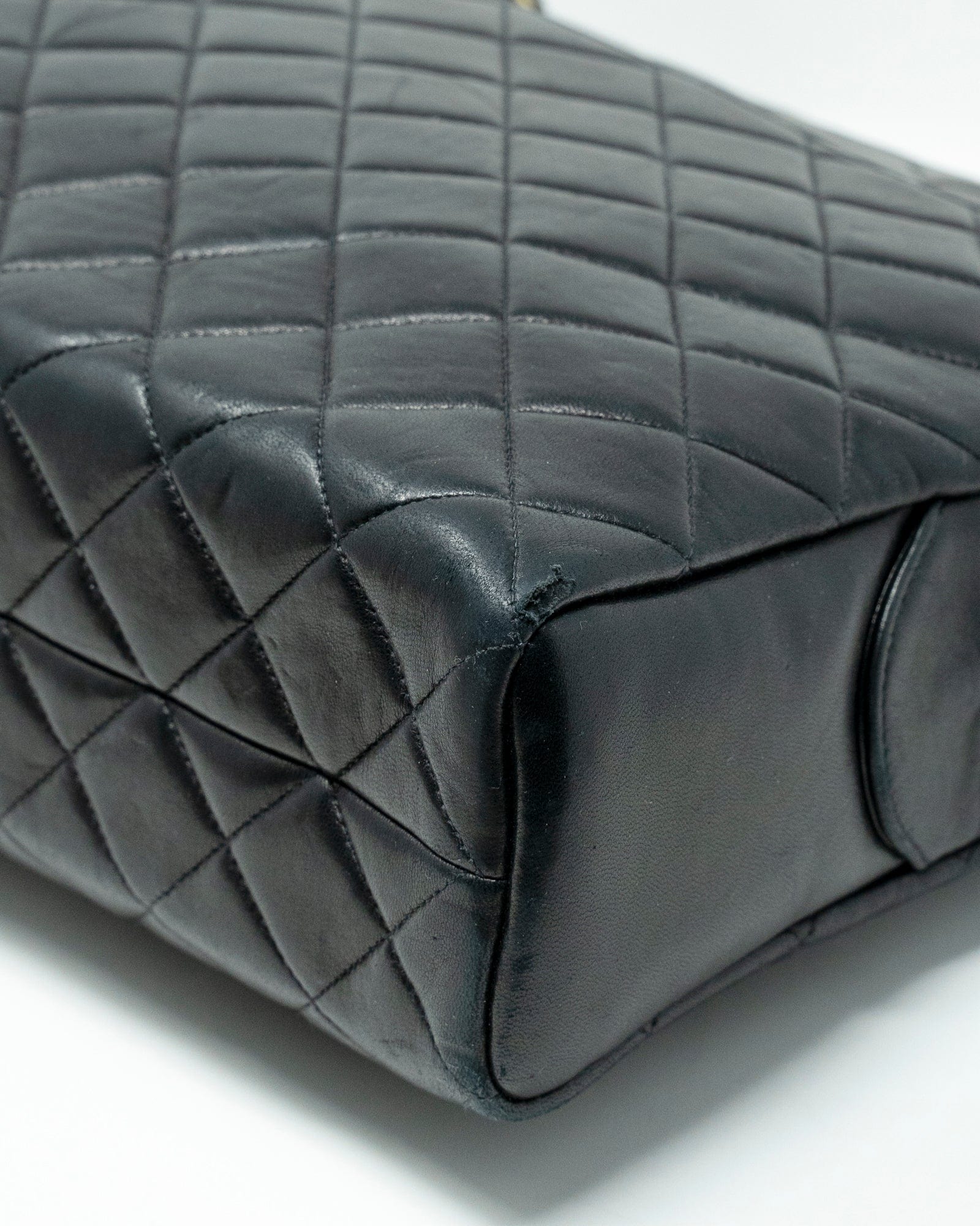 Chanel Chanel black lambskin quilted bag  - AGL1962