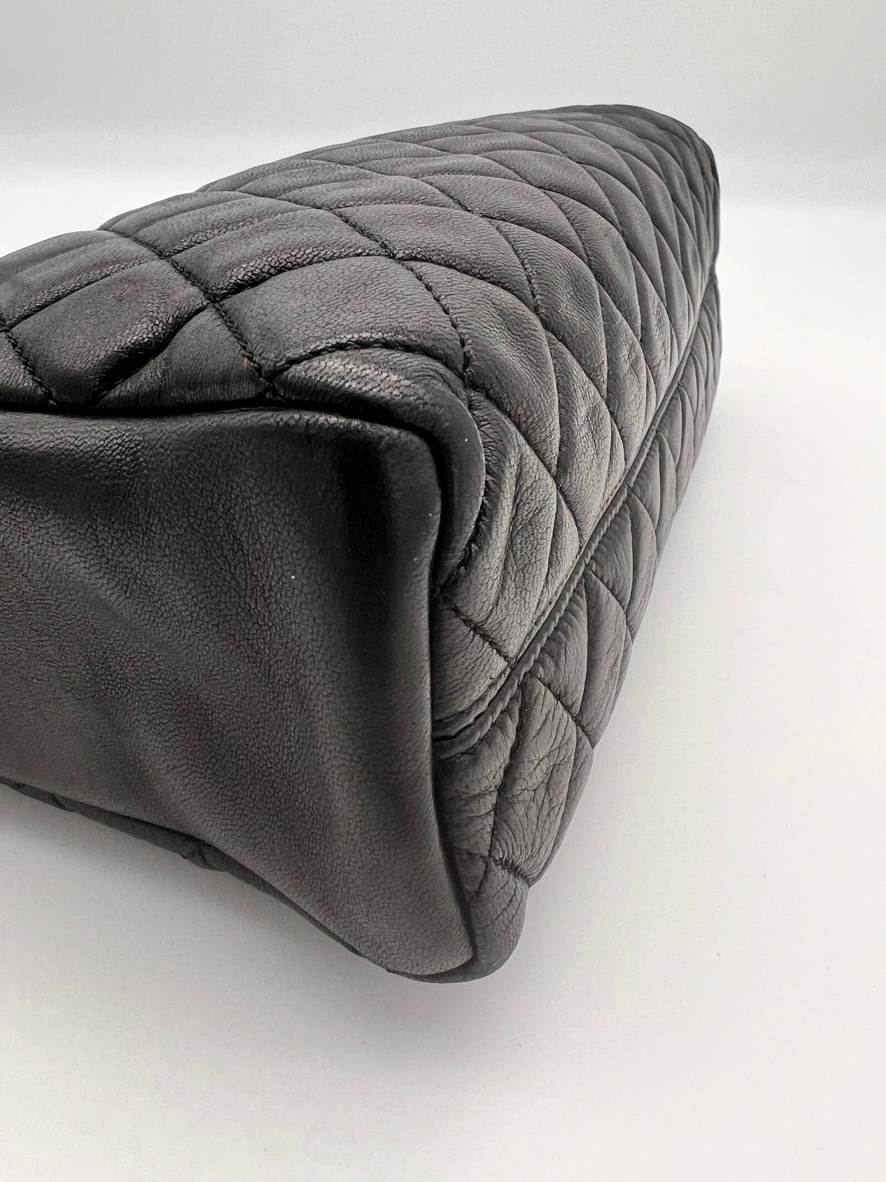 Chanel Chanel Black  Lambskin Shoulder Bag RJC1348
