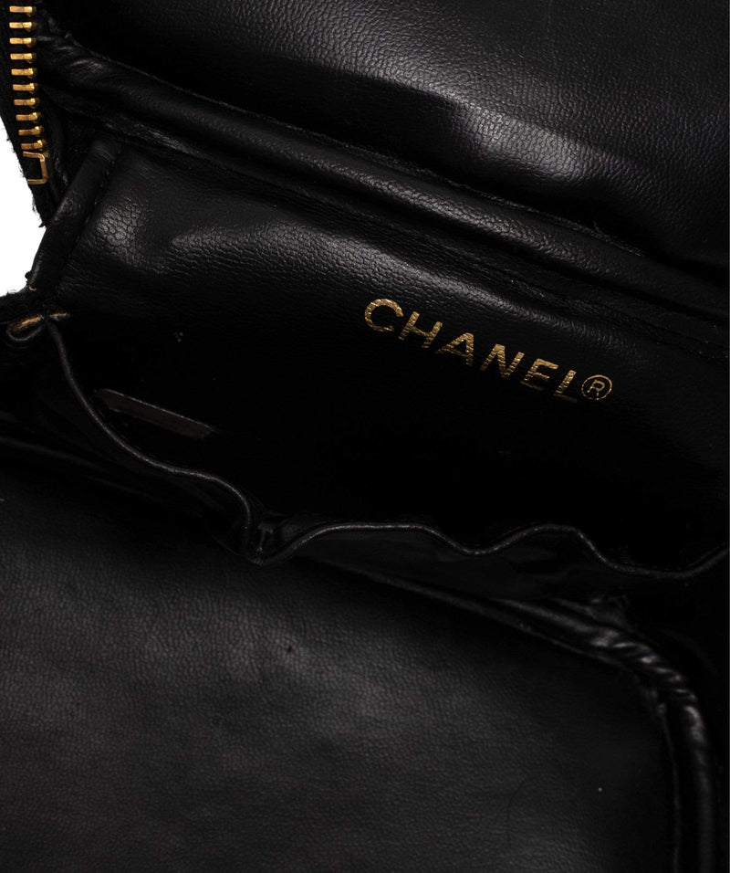 Chanel Chanel Black Leather Vanity Case Bag - AWL1201