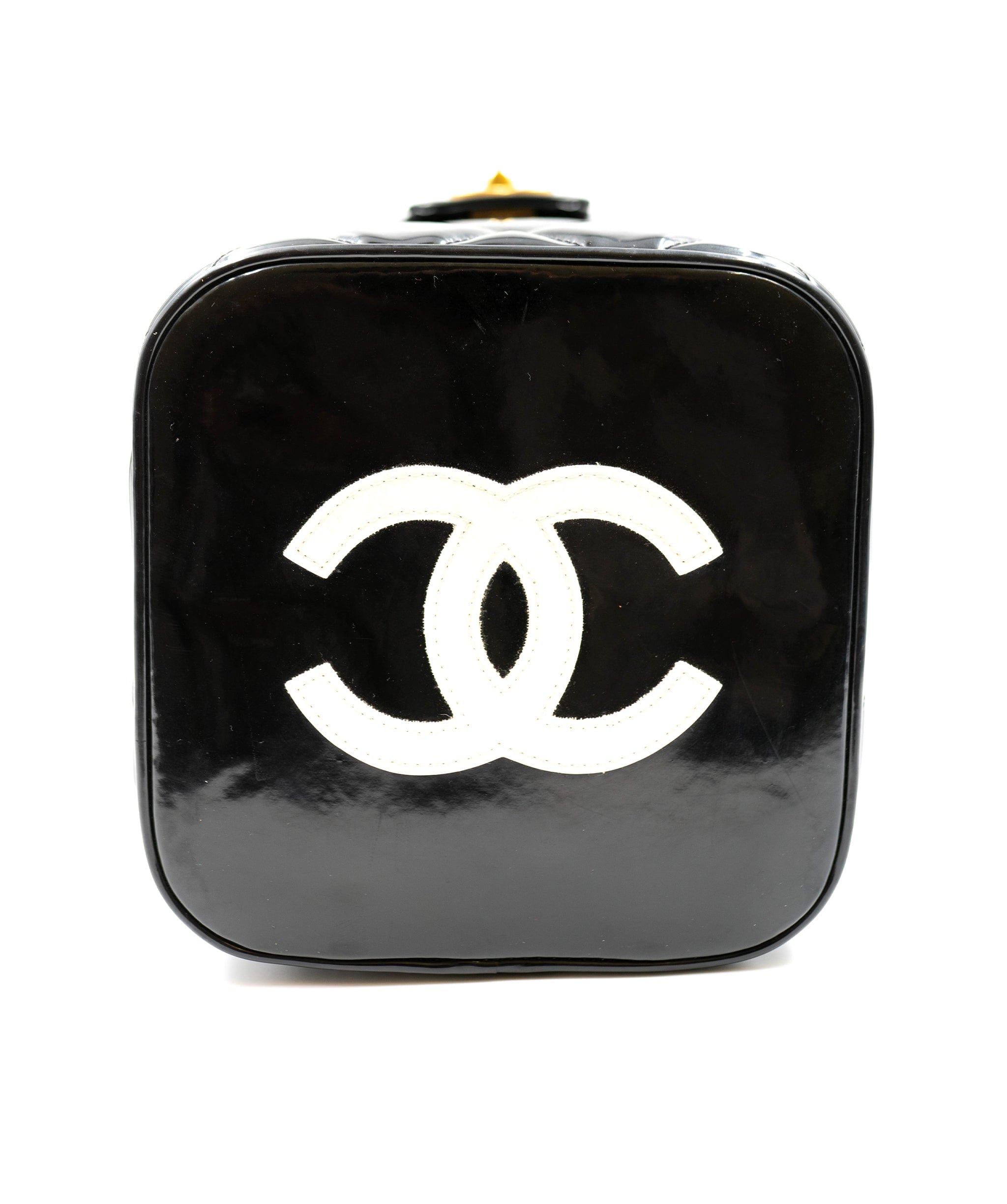 Chanel Chanel black patent leather GHW vanity bag ASL1048