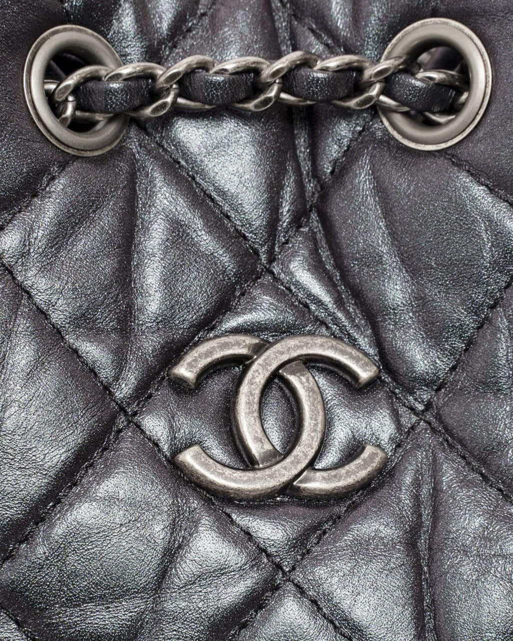 Gabrielle Chanel backpack in leather and tweed! Black ref.174003 - Joli  Closet