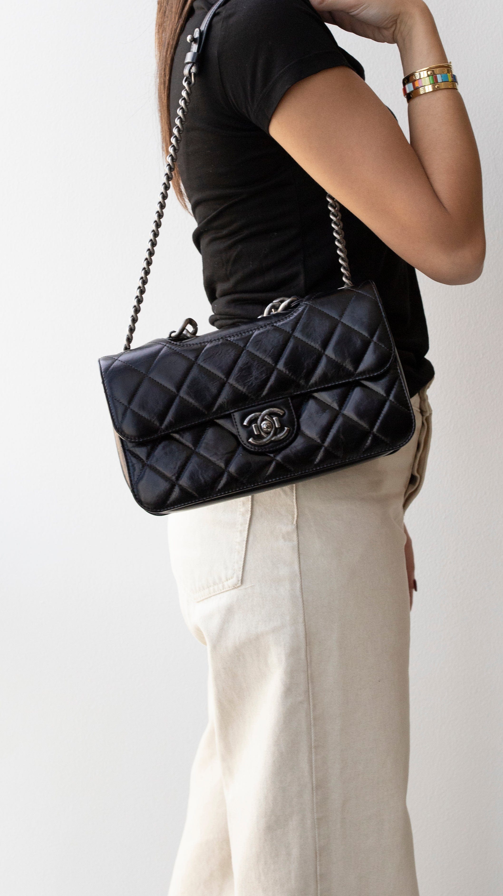 Chanel Chanel Black Shoulder bag RJL1480