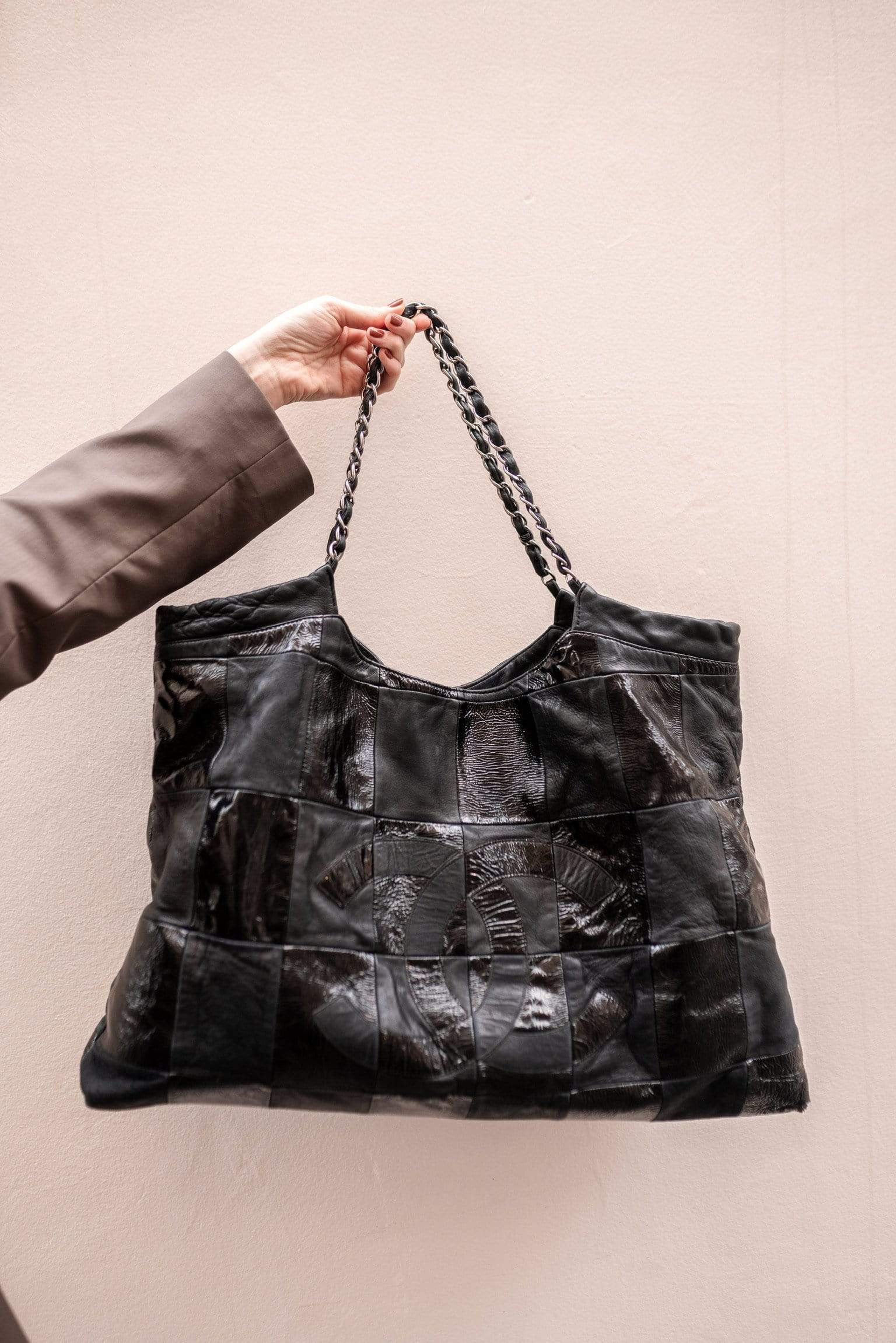 Chanel Chanel Brooklyn Tote Bag - ADL1545