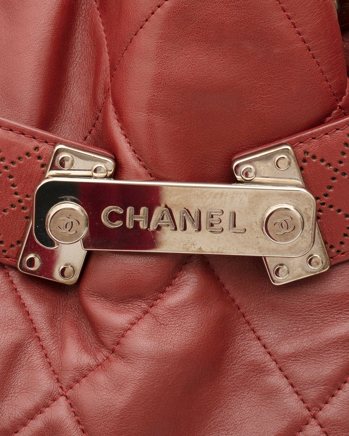 Chanel Chanel Burgundy Lambskin Leather Soft Tote Bag - AGL1518
