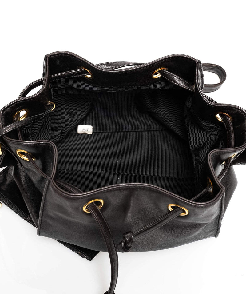 Chanel Chanel CC Drawstring Chain Shoulder Bag  - ASL1500