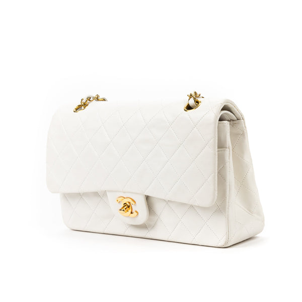 Chanel White Lambskin Medium Classic Double Flap Bag 5879575 96711 Whi -  clothing & accessories - by owner - apparel