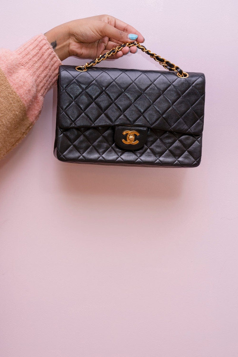 Chanel Chanel Classic Double Flap Medium Shoulder Bag - ASL1943