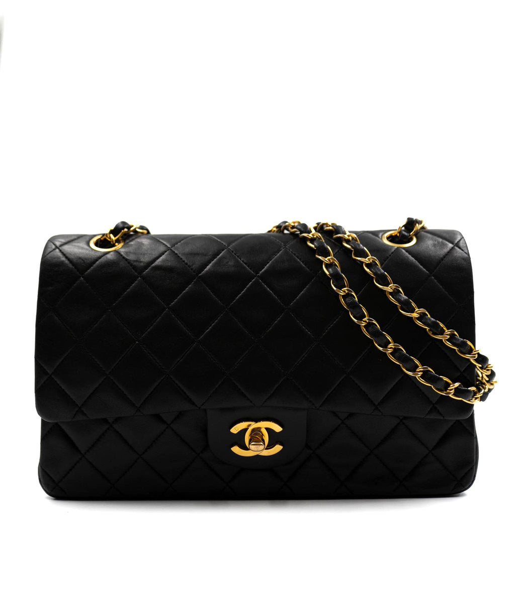 CHANEL Black Lambskin Quilted Leather 24K Gold Plated Shoulder Maxi/Jumbo Flap