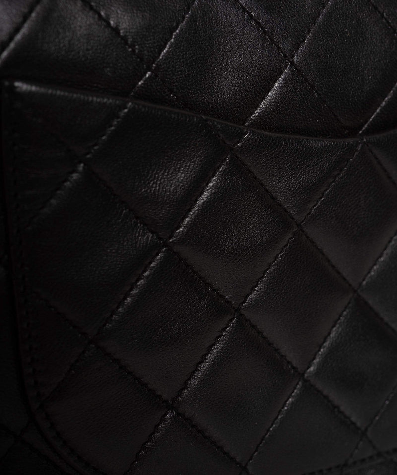 Chanel Chanel classic flap black lambskin 9 inch ASL1023