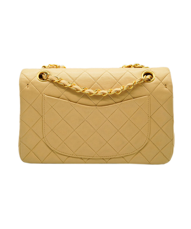 Chanel Cream Quilted Leather Classic Small Double Flap Bag Chanel