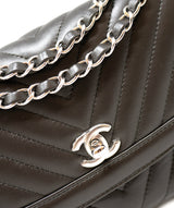 Chanel Chanel Dark Brown Lambskin Chevron Single Flap Bag PHW - AGL1954