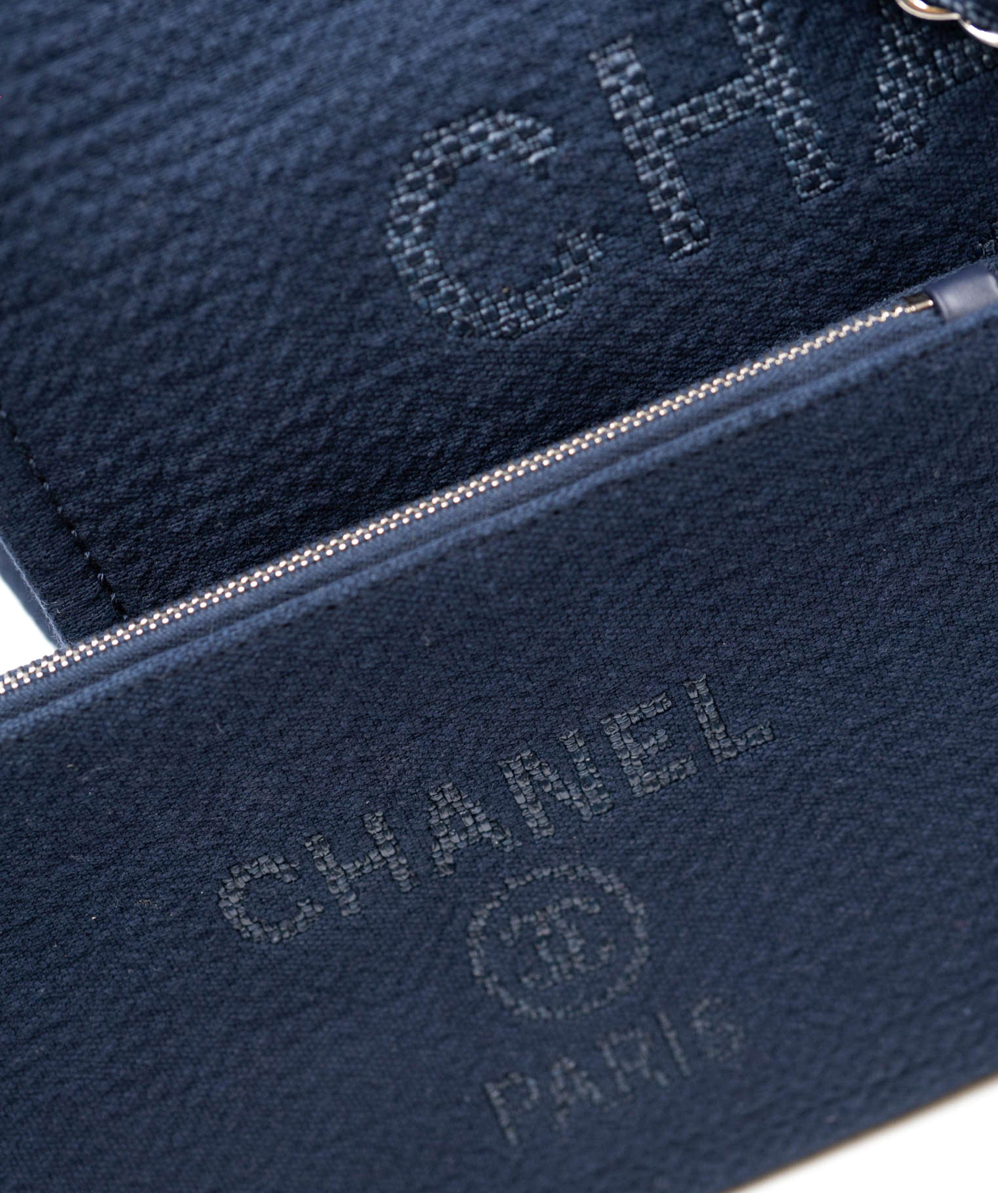 Chanel Chanel deauville bag - AWL3941