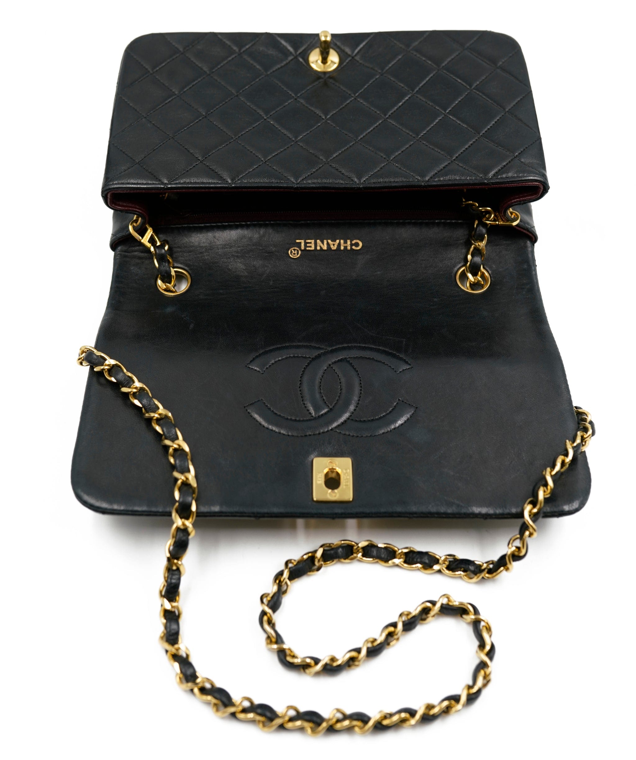 Chanel Chanel Full flap black bag - AWL4374