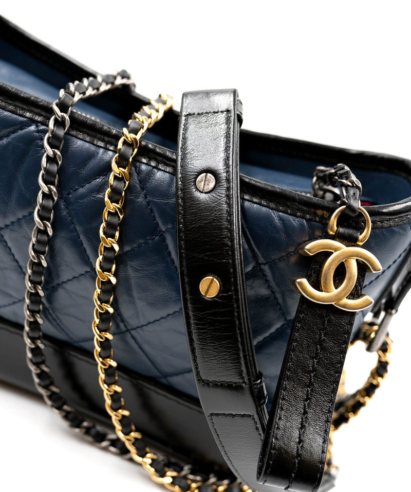 Gabrielle leather crossbody bag Chanel Blue in Leather - 13213498