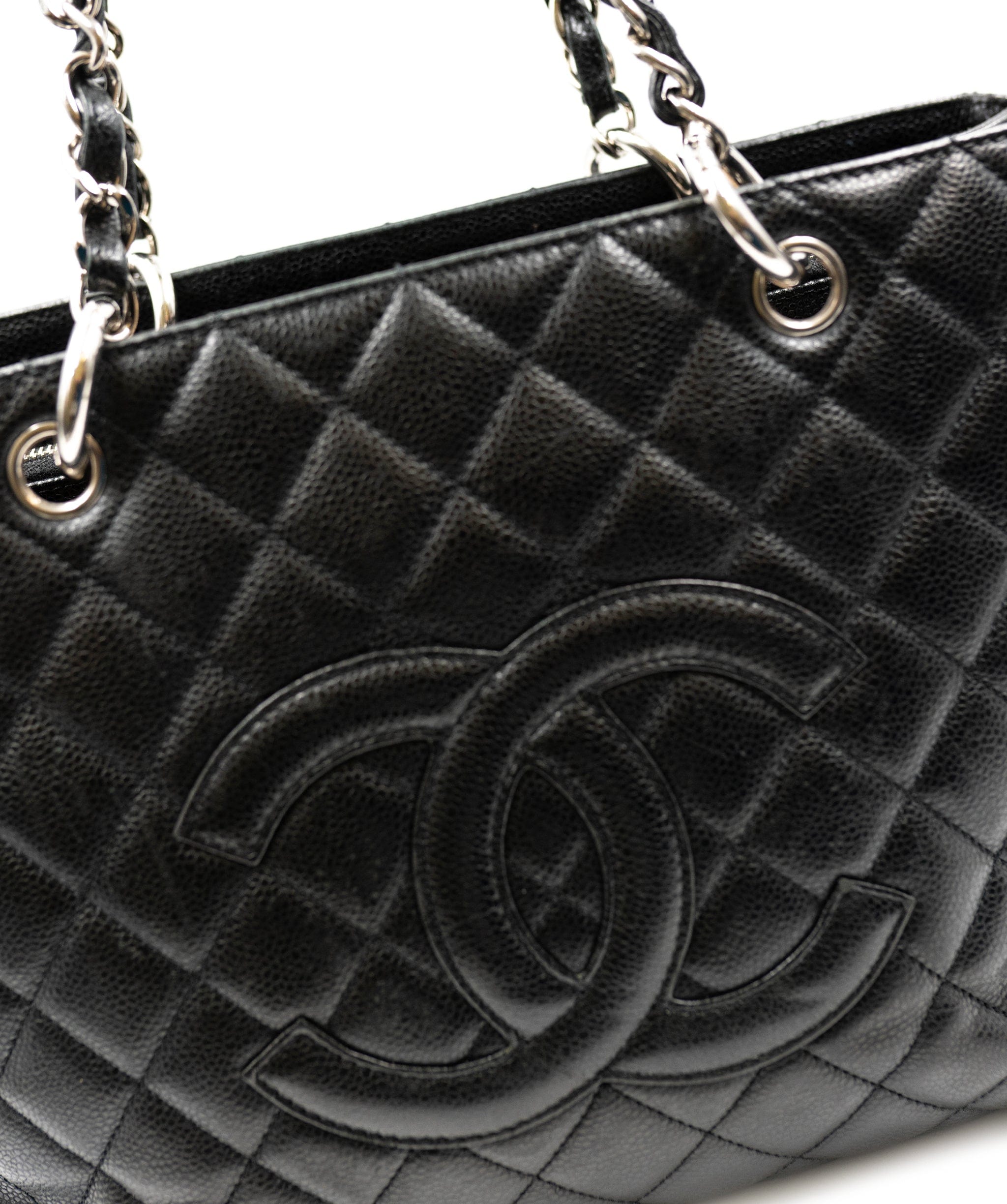 Chanel Chanel GST Bag in black caviar shw AGC1202