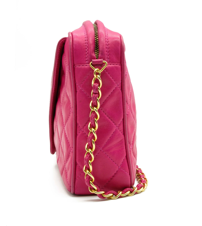 𓃭 on X: Chanel hot pink shiny bag  / X