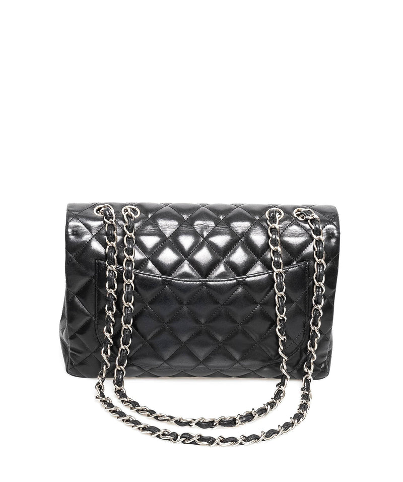 Chanel Jumbo Silver Chain Lambskin Classic Flap Bag NW3444