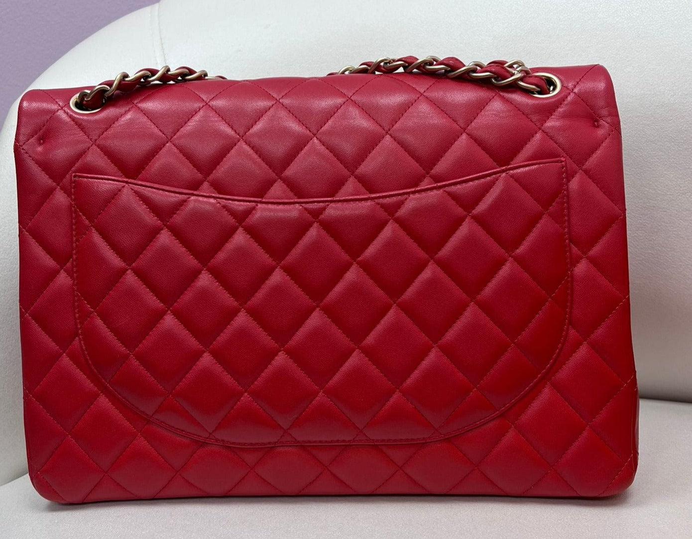 Chanel Chanel Lambskin Maxi Red SYL1077