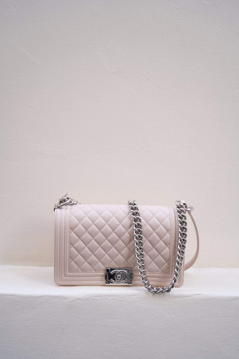 Chanel boy light online pink