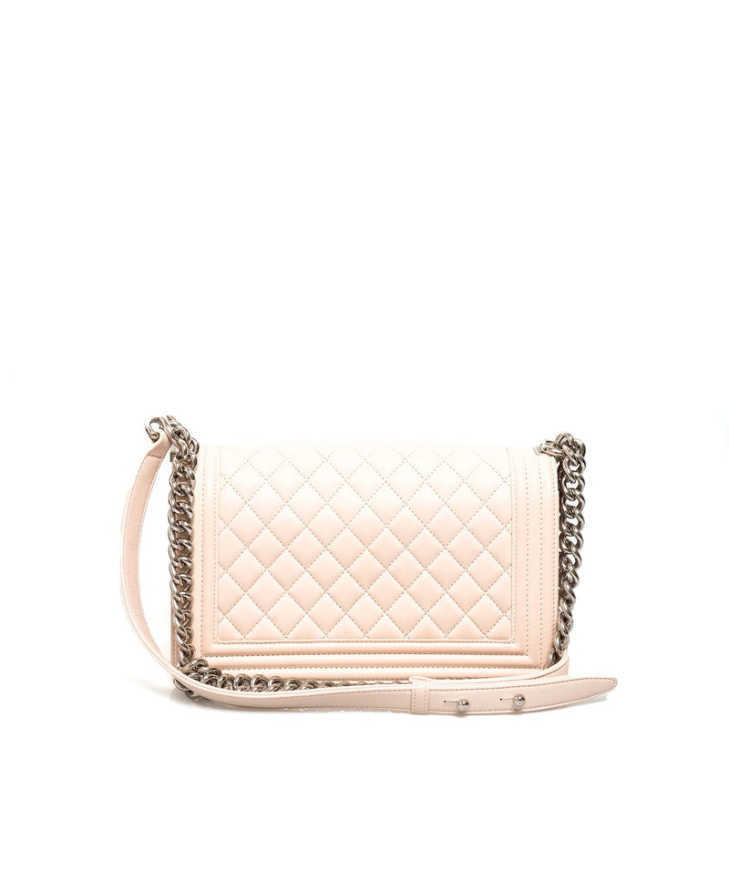 Chanel Pink Leather Le Boy Bag For Sale at 1stDibs