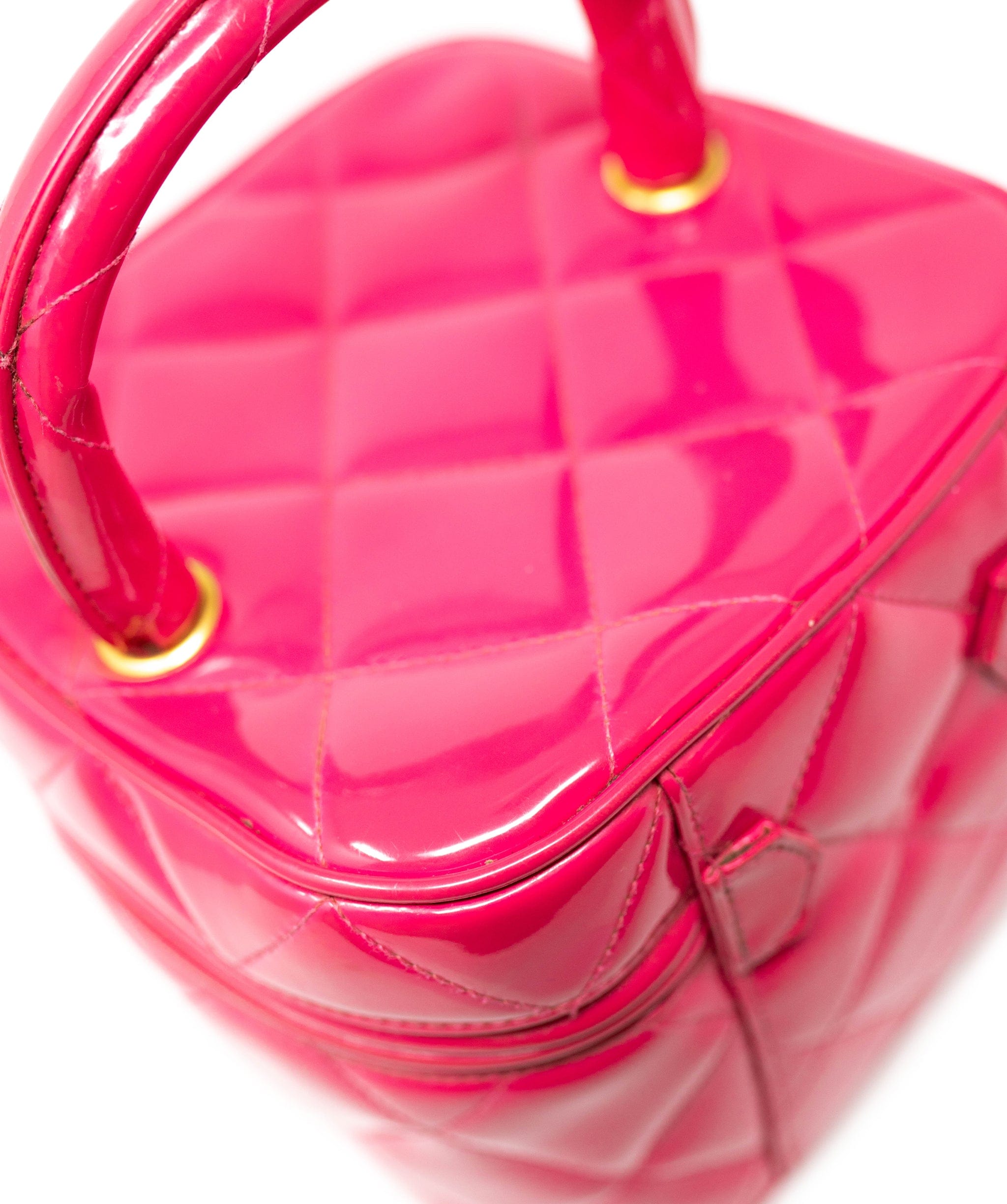 Chanel Chanel Matelasse Patent Leather Vanity Bag ASL3569