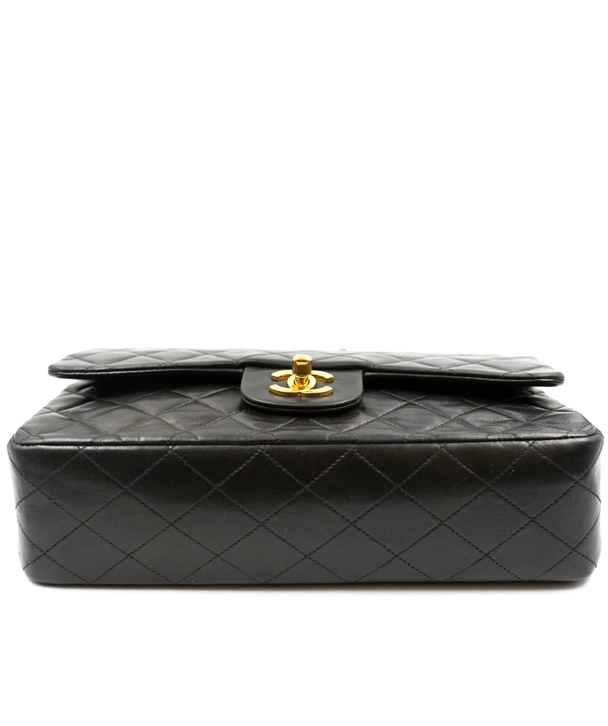 Chanel Chanel Medium Classic Flap Black with GHW - ASL4412