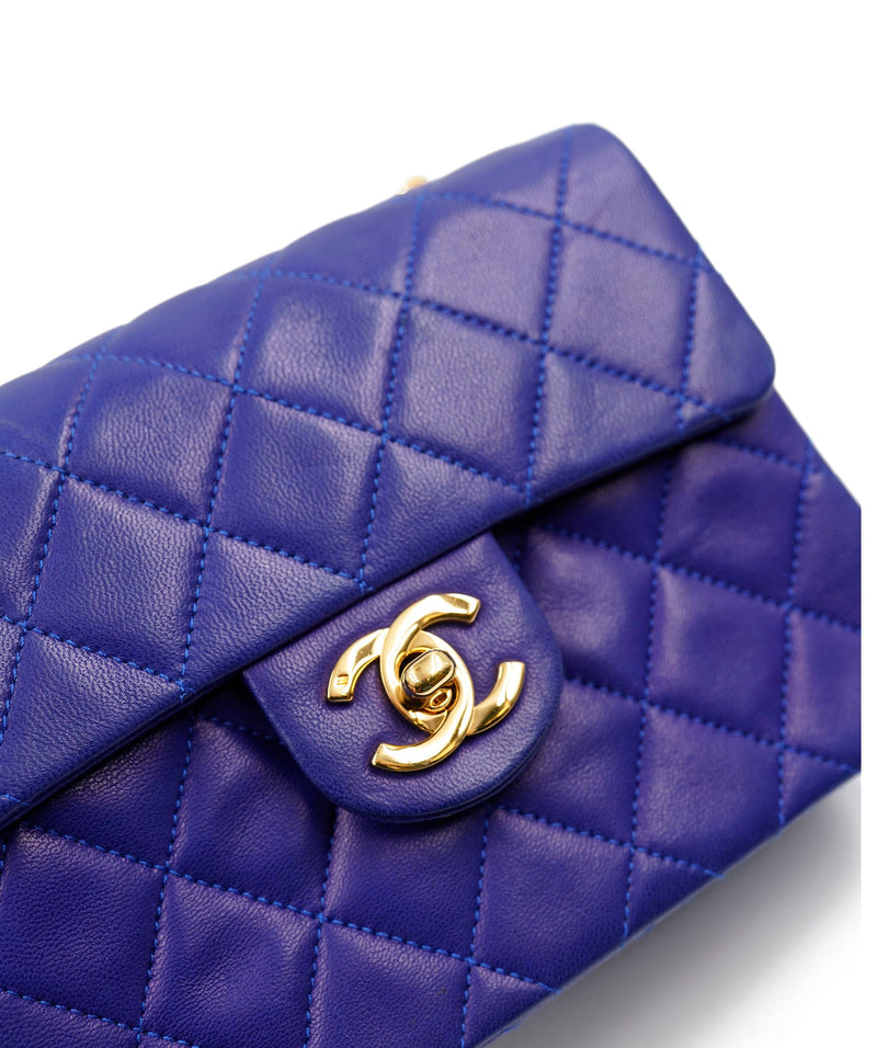 Chanel Vintage Blue royal 7 mini Flap bag - AWL3372