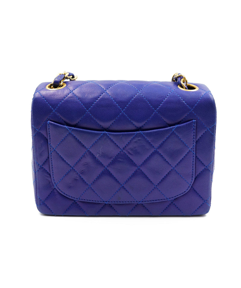 Chanel Vintage Blue royal 7 mini Flap bag - AWL3372