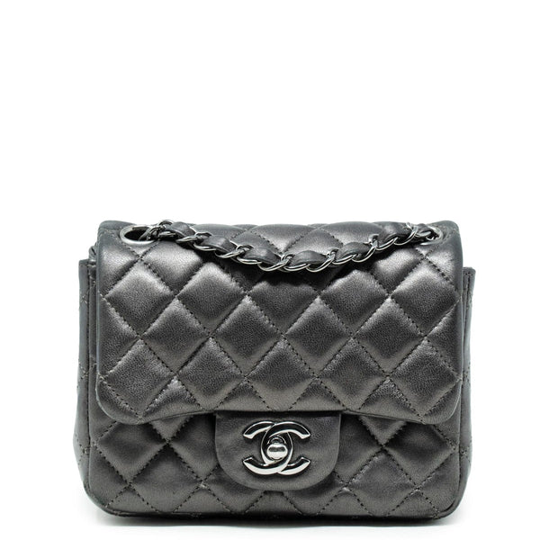 MINI FLAP BAG WITH TOP HANDLE in 2023  Chanel, Chanel bag, Middle eastern  fashion